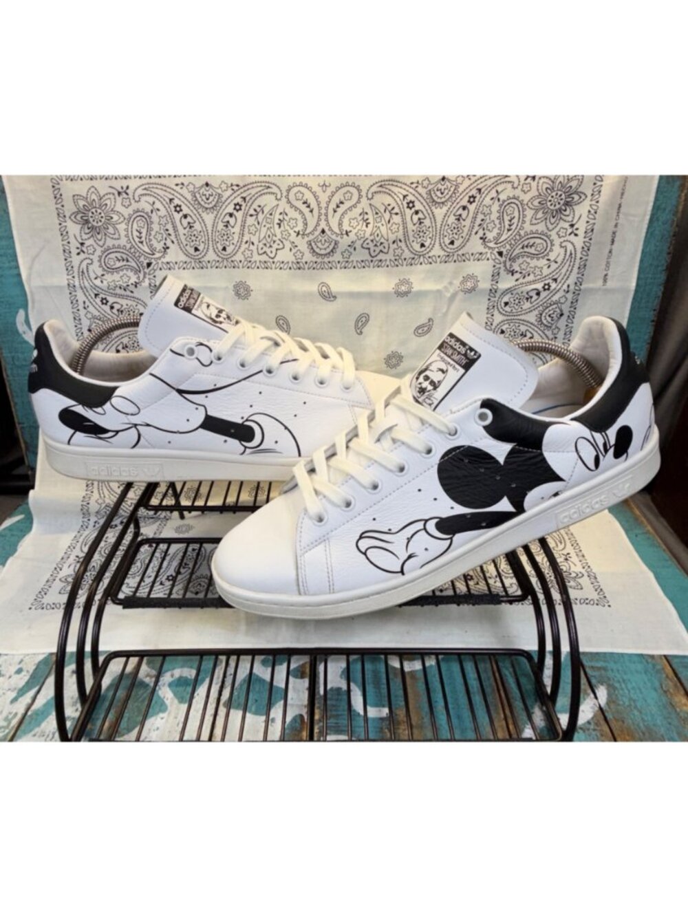 Adidas x Disney Stan Smith Mickey Mouse White Trainers FW2895 Mens Size 12 - Picture 2 of 11